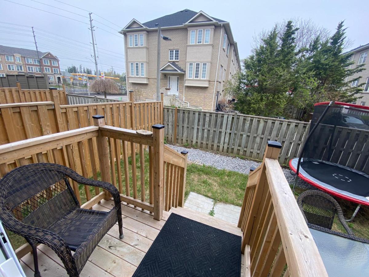 2 Bedroom With 2 Ensuites Unit In Richmond Hill Zewnętrze zdjęcie