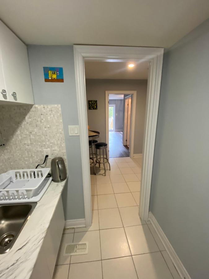 2 Bedroom With 2 Ensuites Unit In Richmond Hill Zewnętrze zdjęcie