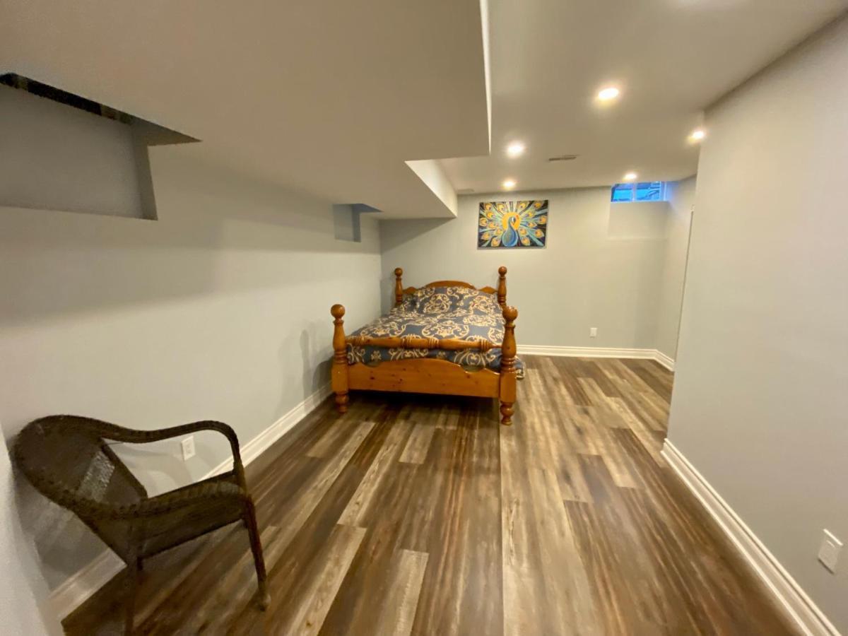 2 Bedroom With 2 Ensuites Unit In Richmond Hill Zewnętrze zdjęcie
