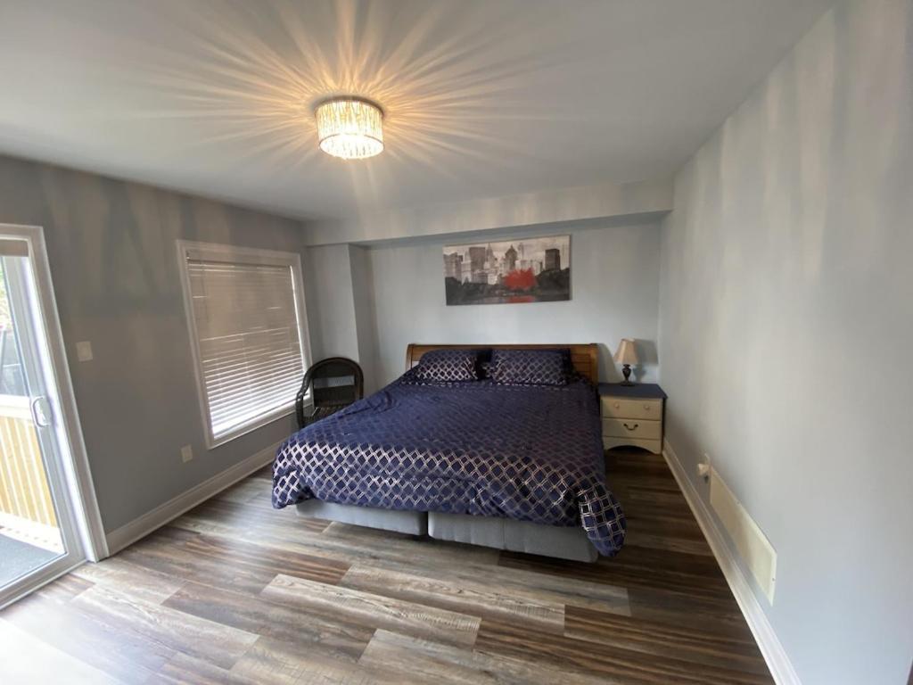 2 Bedroom With 2 Ensuites Unit In Richmond Hill Zewnętrze zdjęcie