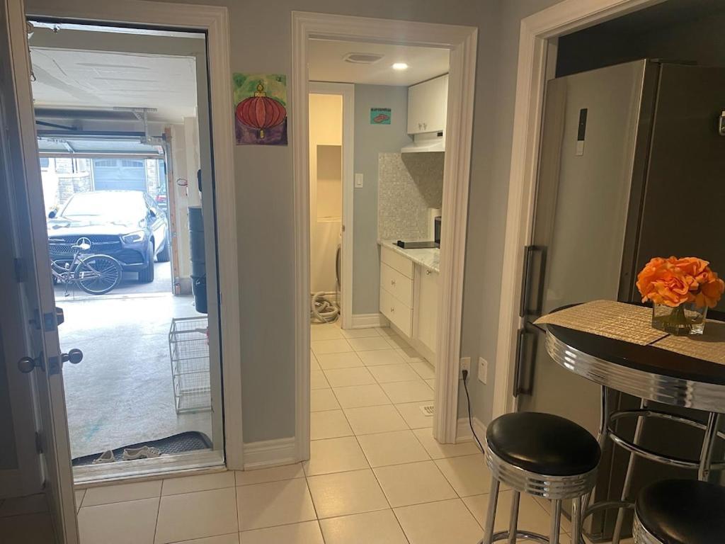 2 Bedroom With 2 Ensuites Unit In Richmond Hill Zewnętrze zdjęcie